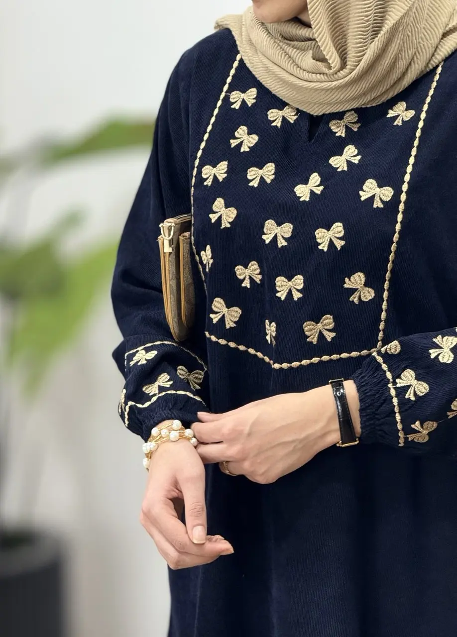 پیراهن مانتویی گلدوزی سارنیا